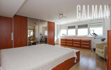 Príjemný 5 i (7i) rodinný dom, terasa, zimná záhrada, REKONŠTRUKCIA, BA IV., Chrobákova , 300 m2