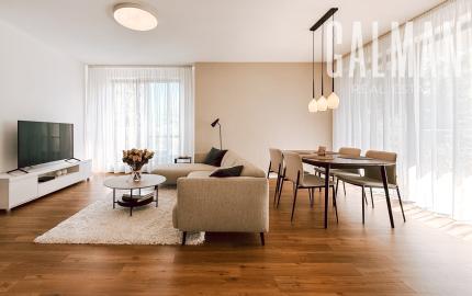 Priestranný moderný 2 izbový byt s terasou a garážou - Horský park