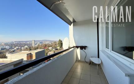 4 izbový zariadený byt s panoramatickým výhľadom v blízkosti Horského parku, BA I. - Staré Mesto, 85 m2