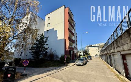 4 izbový zariadený byt s panoramatickým výhľadom v blízkosti Horského parku, BA I. - Staré Mesto, 85 m2