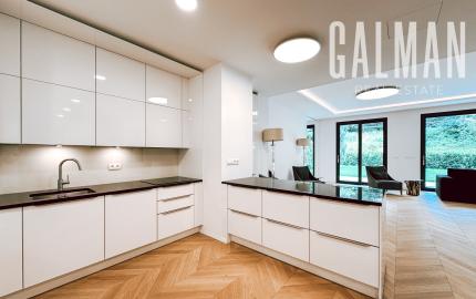 UNIQ-átny veľkometrážny 5iz byt s nádhernou záhradou v Horskom parku