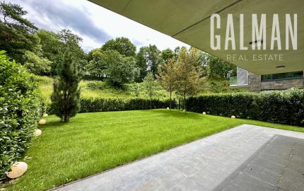 UNIQ-átny veľkometrážny 5iz byt s nádhernou záhradou v Horskom parku