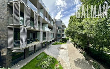 UNIQ-átny veľkometrážny 5iz byt s nádhernou záhradou v Horskom parku