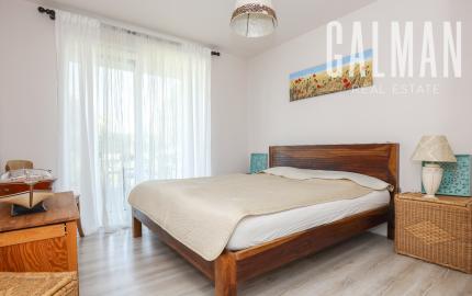 Exkluzívne - 4i zariadený rodinný dom- BUNGALOV, terasa a upravená záhrada, Veľký Biel, 500 m2