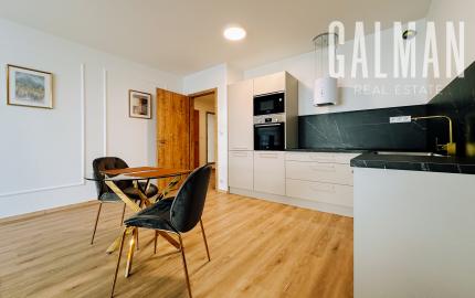 Butikový 2 izbový apartmán s loggiou v novostavbe z r.2023 Jégeho Alej