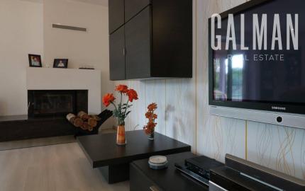 Exkluzívne - veľké 9i rodinné sídlo s rozľahlým pozemkom v obci Santovka, pozemok 2421 m2