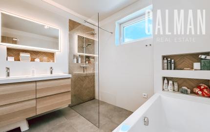 Moderná novostavba Rodinného domu s krásnym pozemkom v Zálesí