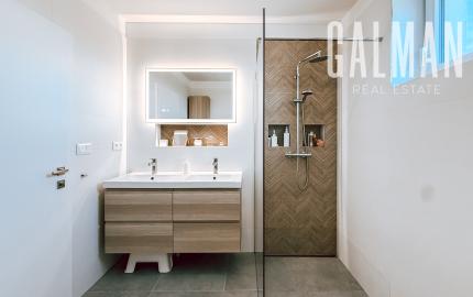 Moderná novostavba Rodinného domu s krásnym pozemkom v Zálesí