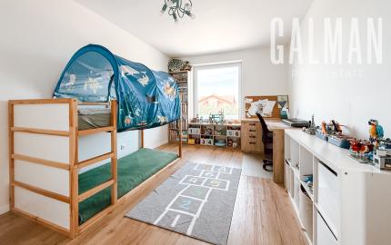 Moderná novostavba Rodinného domu s krásnym pozemkom v Zálesí