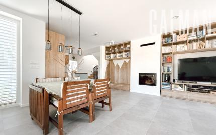 Moderná novostavba Rodinného domu s krásnym pozemkom v Zálesí