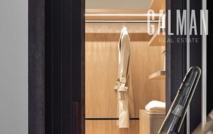 Prestížny luxusný 4 izbový byt na pešej zóne - Staré Mesto