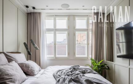 Prestížny luxusný 4 izbový byt na pešej zóne - Staré Mesto