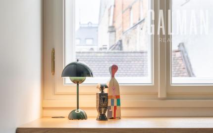 Prestížny luxusný 4 izbový byt na pešej zóne - Staré Mesto