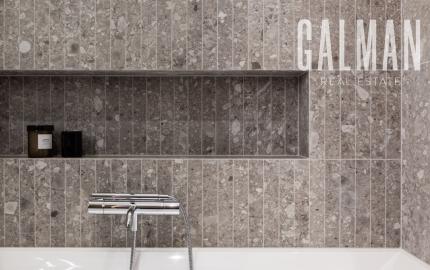 Prestížny luxusný 4 izbový byt na pešej zóne - Staré Mesto