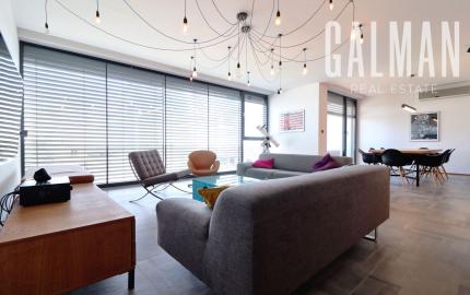 Luxusný 3 izbový byt - dizajnový projekt CUBES - garáž