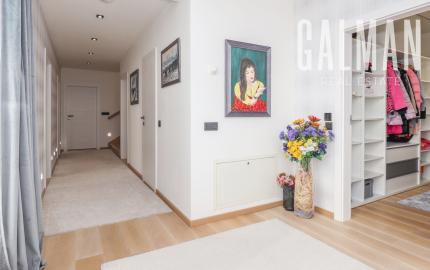 Nadštandardný a veľkorysý 6 izbový penthouse s dvomi terasami a krásnym výhľadom na mesto