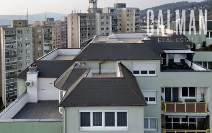 Nadštandardný a veľkorysý 6 izbový penthouse s dvomi terasami a krásnym výhľadom na mesto