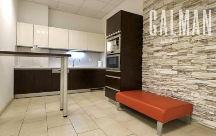 Exkluzívne - KANCELÁRIE prepojené s vykurovaným SKLADOM, NOVOSTAVBA , 348,17m2