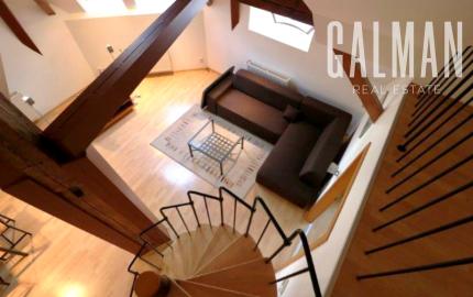 Prenájom 3,5i byt v centre mesta s jedinečnou atmosférou, BA I.- Staré Mesto, 102 m2