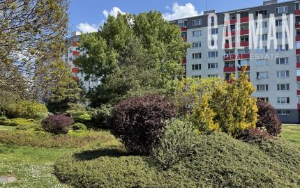 Veľký 4i byt s výbornou polohou a občianskou vybavenosťou, BA V., Ľubovnianska ul., 93 m2