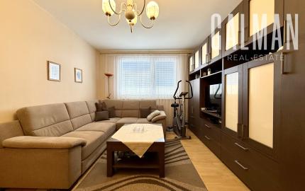 PRÍJEMNÝ 3 izbový byt, REKONŠTRUKCIA, panoramatický výhľad, CENTRUM Stupavy, 72,50 m2