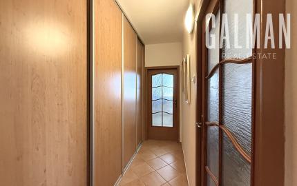 PRÍJEMNÝ 3 izbový byt, REKONŠTRUKCIA, panoramatický výhľad, CENTRUM Stupavy, 72,50 m2