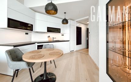 Luxusný 2 izbový byt s výhľadom na hrad v Eurovea Tower