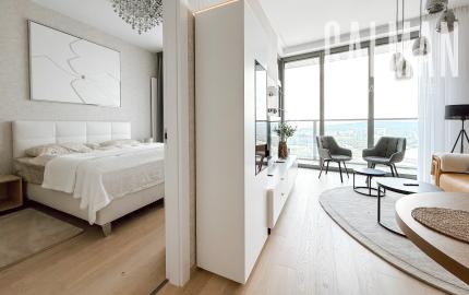 Luxusný 2 izbový byt s výhľadom na hrad v Eurovea Tower