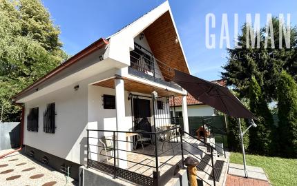 Celoročne obývateľná , moderne zariadená 4i rekreačná chata pri lese , NOVOSTAVBA, Gabčíkovo- Prístav,