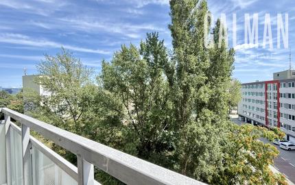 Zariadený 1,5 izbový byt s exteriérom a garáž. státím, projekt EDEN PARK , Drieňová ul., BA II., 49 m2