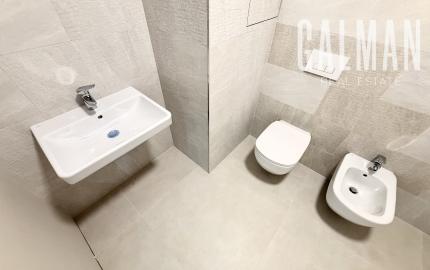 Novostavba 4i bytu s TERASOU v NADŠTANDARDNOM nízko podlažnom projekte Sady Jarovce, BA V., 130,52 m2