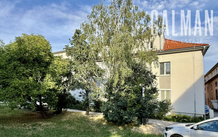KVALITNÝ tehlový mezonetový byt  s TERASOU, BA III., Nové Mesto, Odborárska ul., 95 m2