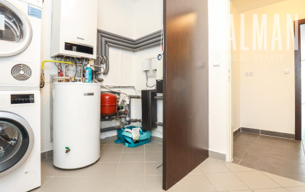 EXKLUZÍVNE Príjemný 5i RD v uzatvorenom a tichom súkromnom areáli na Kolibe, BA III. Trinásta ul., ÚP 282 m2