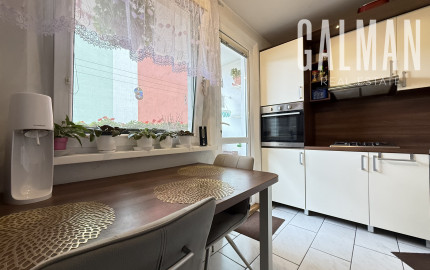 PRÍJEMNÝ 3 izbový byt, TOP lokalita na začiatku Petržalky , Mlynarovičova ul., 76,20 m2