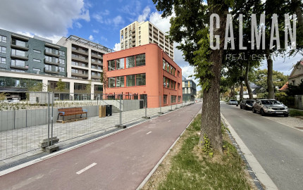 DOWNTOWN YARDS, tichý 2i byt s exteriérom, orientovaný do VNÚTROBLOKU v nízko podlažnom objekte D, NOVOSTAVBA,  58,91 m2