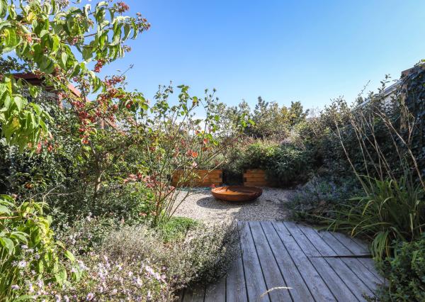 Príjemný 5 i (7i) rodinný dom, terasa, zimná záhrada, REKONŠTRUKCIA, BA IV., Chrobákova , 300 m2