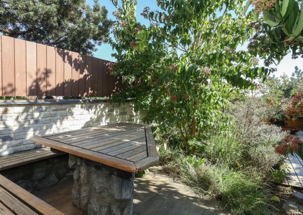 Príjemný 5 i (7i) rodinný dom, terasa, zimná záhrada, REKONŠTRUKCIA, BA IV., Chrobákova , 300 m2