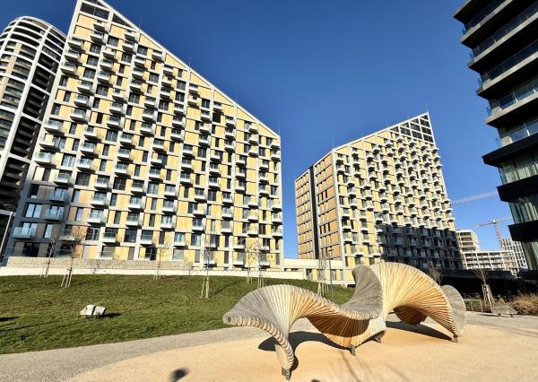 Jedinečný 2i byt s terasou a vlastnou ZÁHRADOU v centre DOWNTOWNU, METROPOLIS, Bottova ul., 110,03 m2