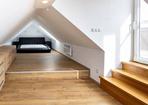 Mezonetový 3i tehlový byt s TERASOU, BA III., Nové Mesto, Odborárska ul., 95 m2