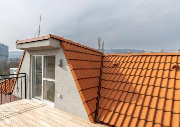 Mezonetový 3i tehlový byt s TERASOU, BA III., Nové Mesto, Odborárska ul., 95 m2