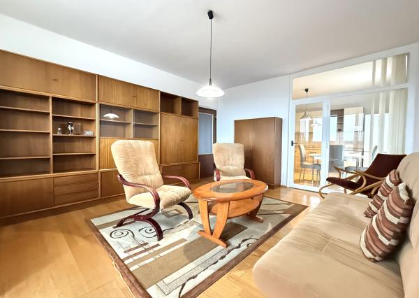 4 izbový zariadený byt s panoramatickým výhľadom v blízkosti Horského parku, BA I. - Staré Mesto, 85 m2