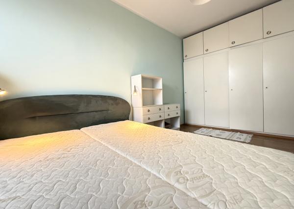 4 izbový zariadený byt s panoramatickým výhľadom v blízkosti Horského parku, BA I. - Staré Mesto, 85 m2