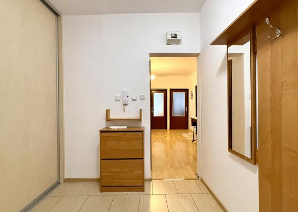 4 izbový zariadený byt s panoramatickým výhľadom v blízkosti Horského parku, BA I. - Staré Mesto, 85 m2