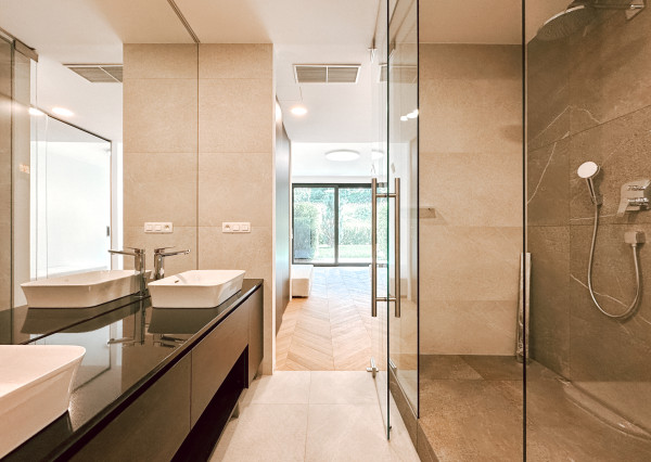 UNIQ-átny veľkometrážny 5iz byt s nádhernou záhradou v Horskom parku