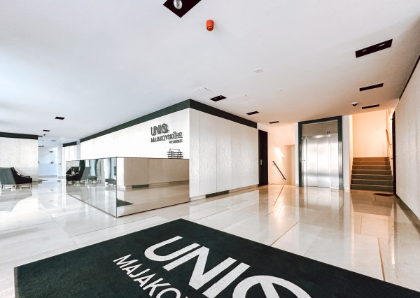 UNIQ-átny veľkometrážny 5iz byt s nádhernou záhradou v Horskom parku