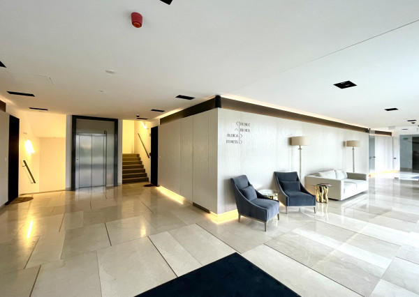 UNIQ-átny veľkometrážny 5iz byt s nádhernou záhradou v Horskom parku