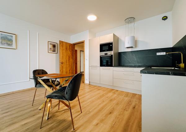 Butikový 2 izbový apartmán s loggiou v novostavbe z r.2023 Jégeho Alej