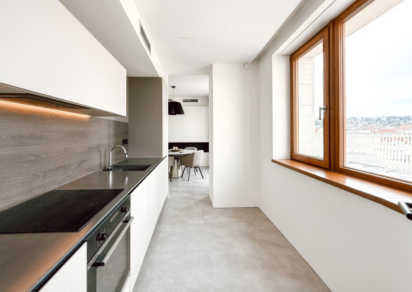 Penthouse s dvoma terasami na pešej zóne Starého Mesta