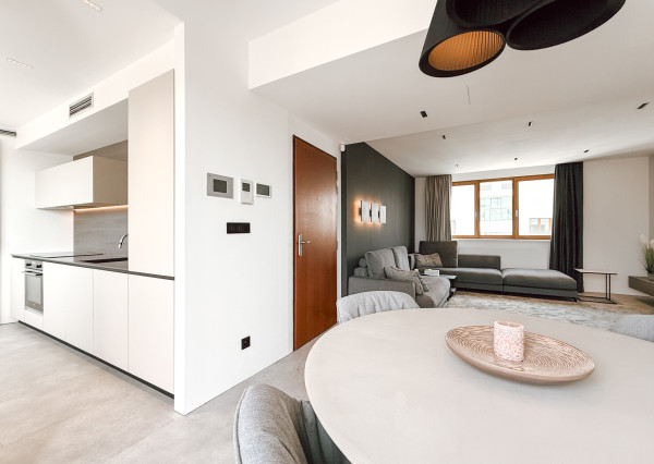 Penthouse s dvoma terasami na pešej zóne Starého Mesta