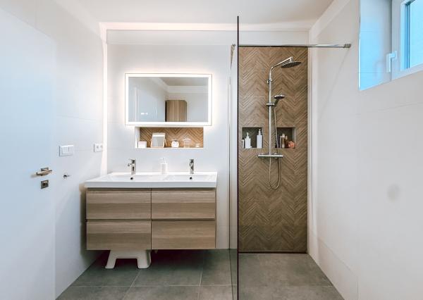 Moderná novostavba Rodinného domu s krásnym pozemkom v Zálesí